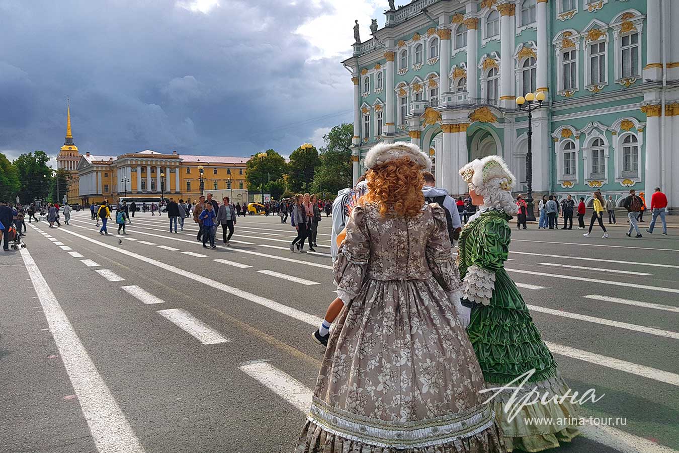 Тур «Большое путешествие в Петербург»