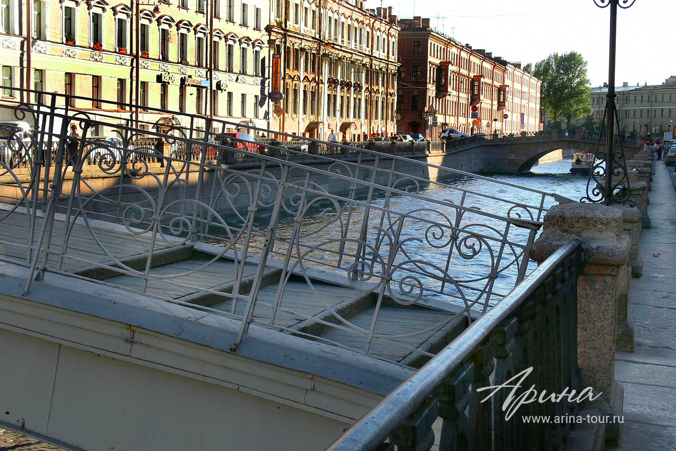 Мучной мост, Петербург