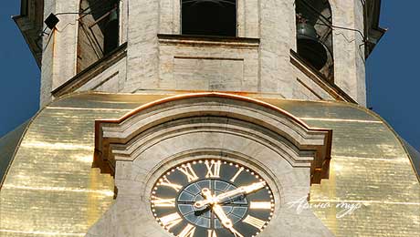 Часы на Петрпавловском соборе