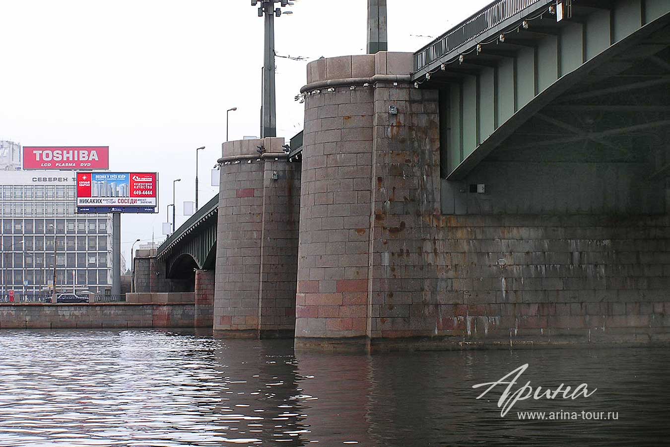 Кантемировский мост, Петербург