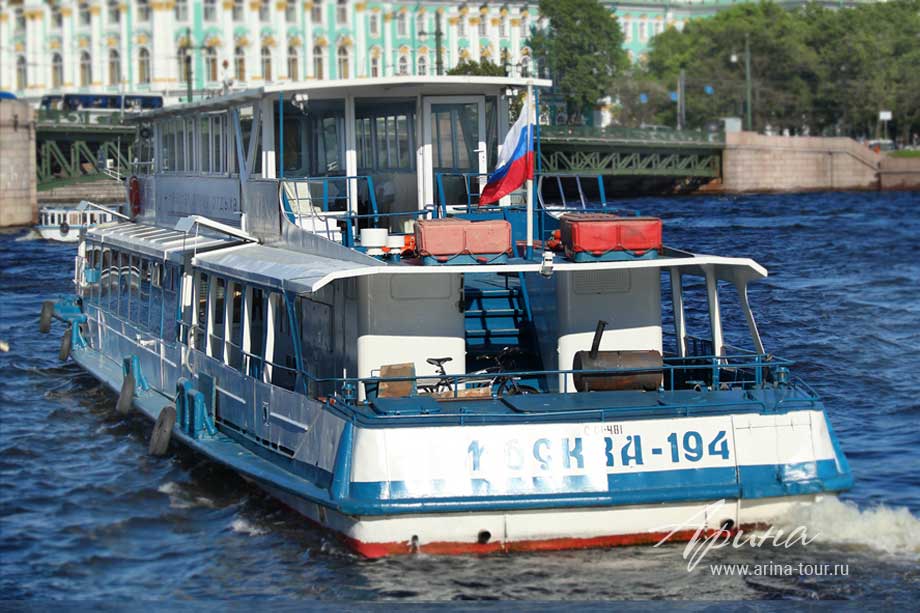Речной корабль для выпускного - Петербург